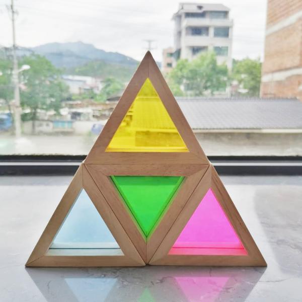 Arco iris en colores pastel del apilador de madera del arco iris de los niños los 8.66in que apila el juguete