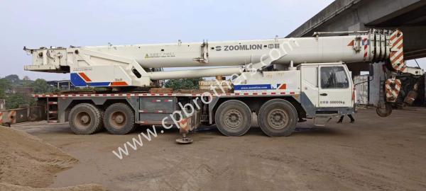 Poids de levage maximal 16 t Zoomlion Qy80V Grue hydraulique tout-terrain utilisée 2014