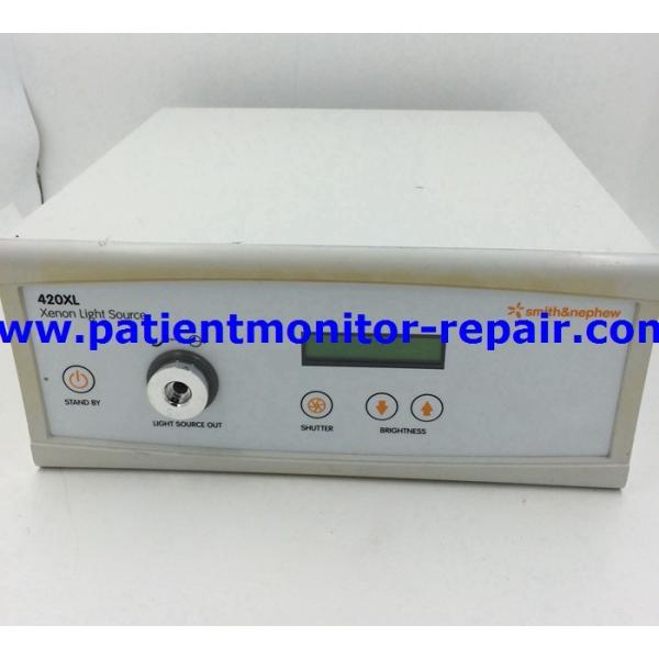 модель племянника Смита медицинского оборудования ксенона 420XL используемая источником света