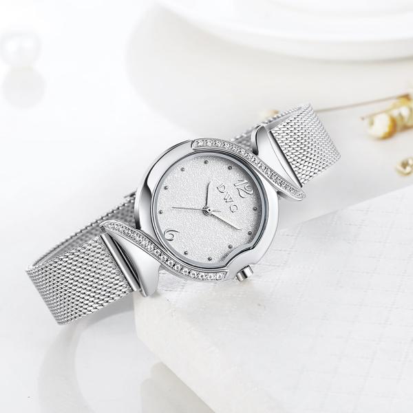 Elegant Alloy Quartz Watch , Fashion Wrist Watches One Year Warranty