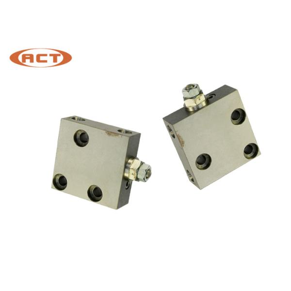 Hydraulic Pressure Relief Valve Excavator Spare Parts 723-40-71102 For PC200-7
