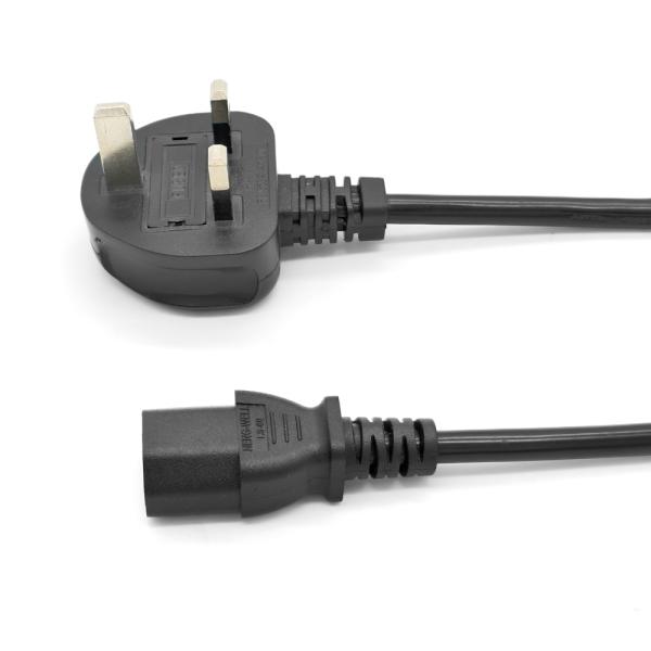 イギリス 3ピン純銅電源ケーブル C5 C13 BS 1363 フィューズ認証されたAC電源プラグケーブル 消費者電子機器