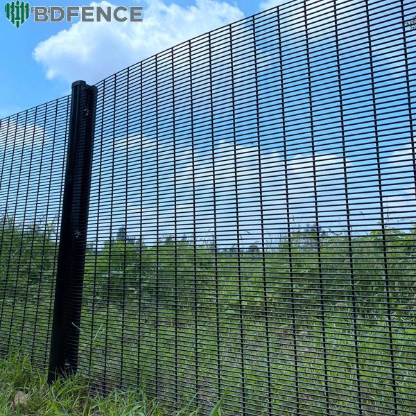 Гальванизированный сварный порошок покрытый проволочной сеткой внешний ограждение охранный забор 358 Антискальпионный забор панель