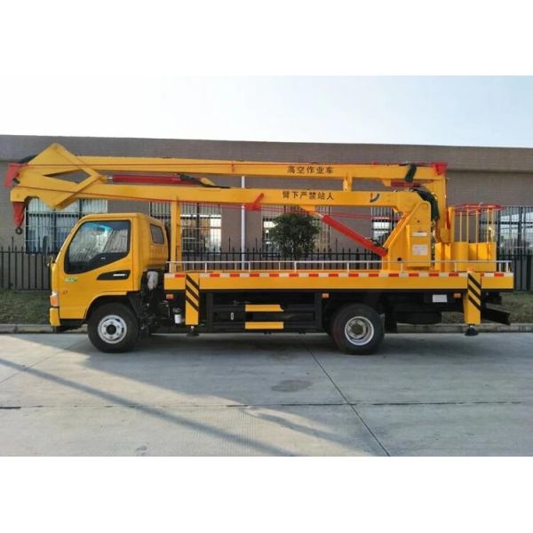 JAC/Jmc/Foton/Dongfeng/HOWO Boom Lift 12m/14m/16m/18m/20m Aerial Platform Bucket Man Truck
