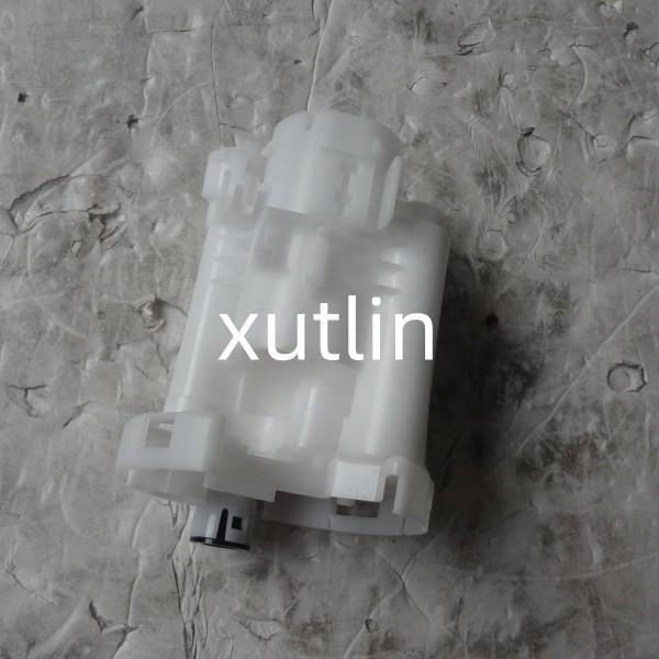 Spare Parts Engine Fuel Filter For TOYOTA OEM 23300-21010