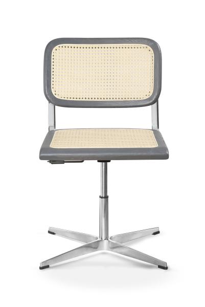 29cm Back Rattan Office Chairs 0.092CBM Cane Adjustable Executive Revolving Office Chair