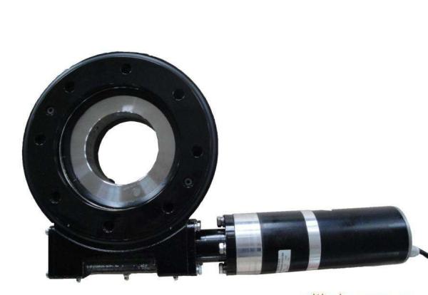 Enclosed Slewing Drive for solar tracking system, China slewing drive manufacturer