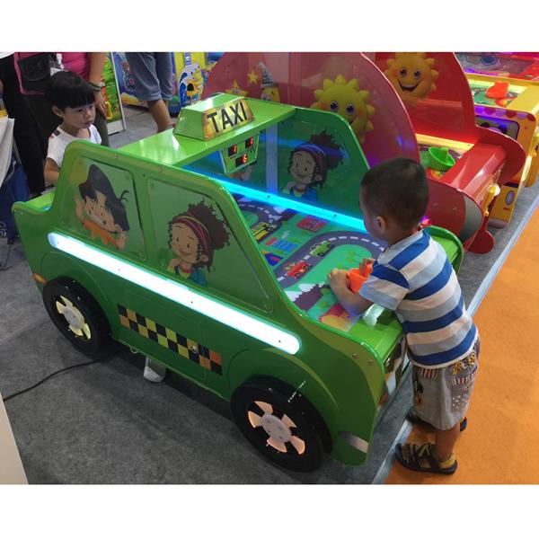 Indoor Commercial Arcade Gaming Machines Taxi Style Coin Operated Air Hockey Table