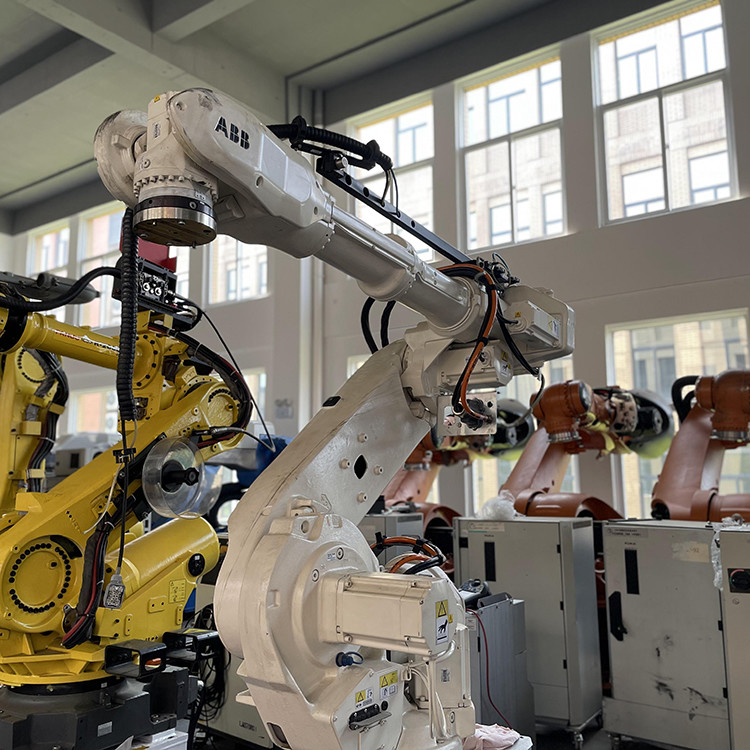 IP67 использовало робот IRB6640-130/3.2 деревянного края роботов ABB филируя меля