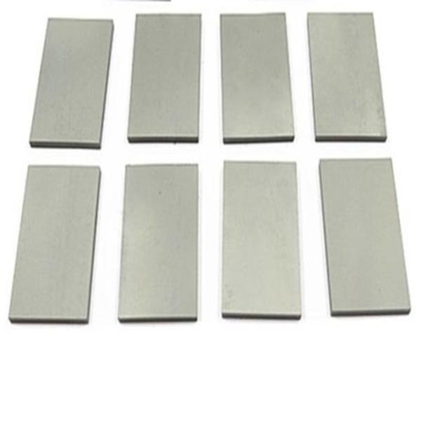 HIP Sintering Tungsten Carbide Plate Anti Corrosion Fine Thermal Shock Resistance