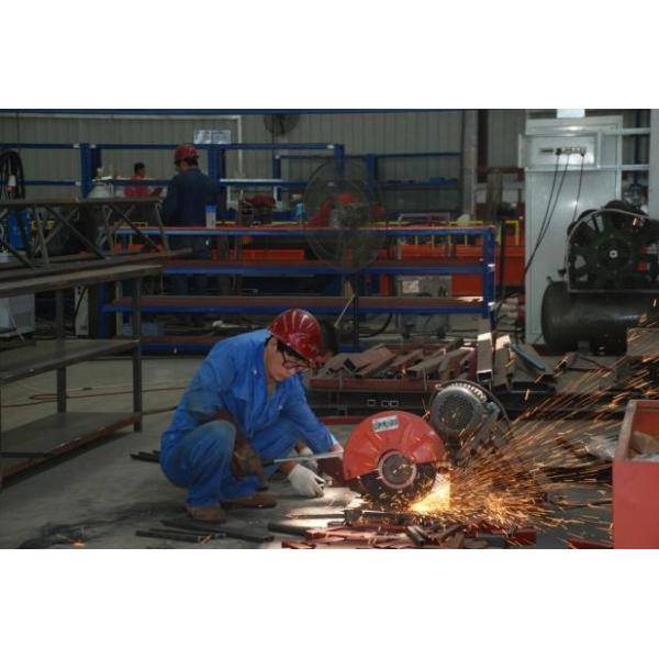 110 Passenger Airport Limousine Bus , 4 Stroke Diesel Engine Airport Coaches