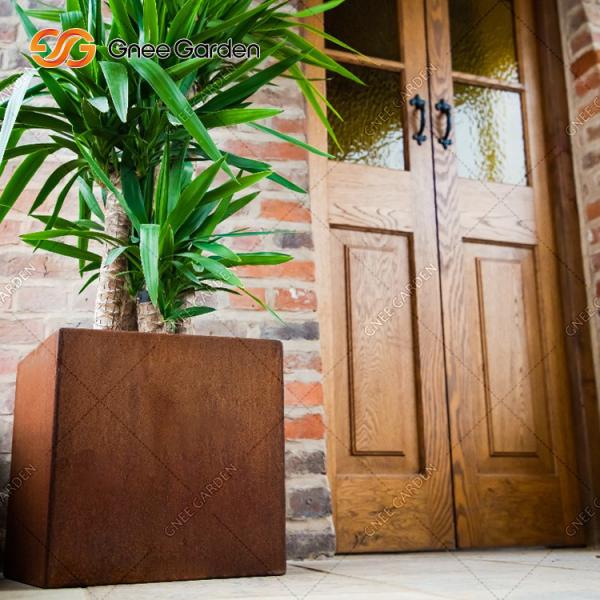 SGS Custom Long Square Corten Steel Flower Pots Fashionable weather resistance