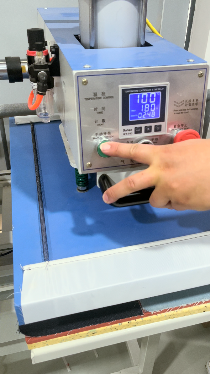 DTG Direct to Garment Printer for Denim & Cotton Fabric Printing Industrial Print Head OEM ODM Supported