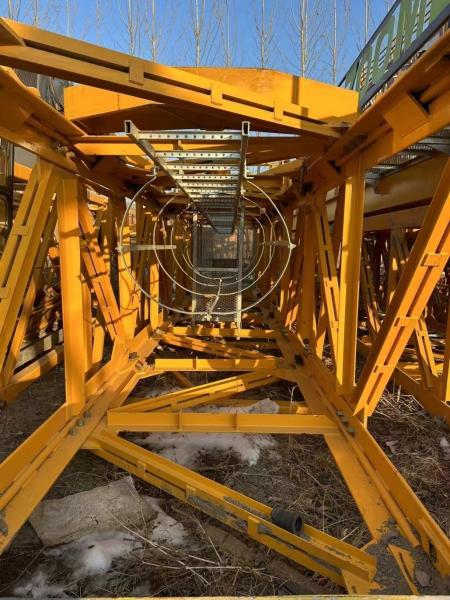 20 ans Zhonglian Tour Crane 7020-12 avec service après-vente