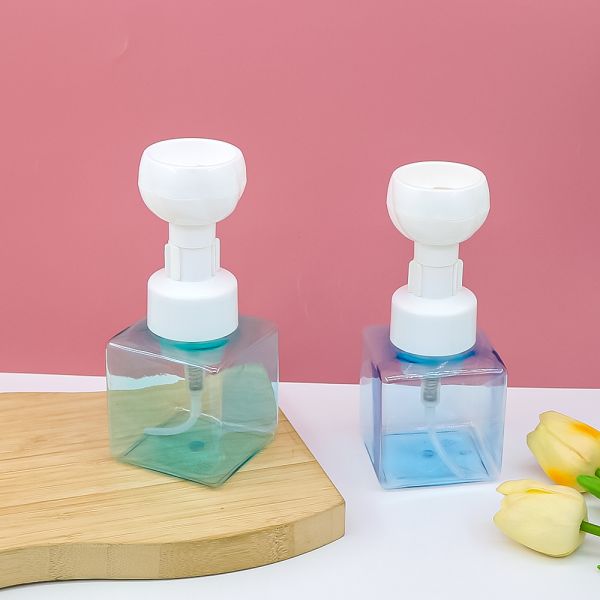 Plastic foam pump bottle with bionic flower foam pump head for dense foam and liquid-saving efficiency in 100ml to 300ml sizes