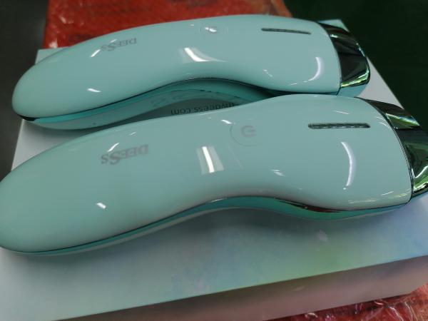 O CE Handheld ROHS FDA do ABS da remoção do cabelo do laser do Ipl dos tiros ilimitados alistou