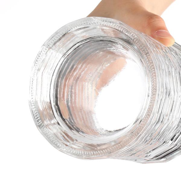 750 ml de garrafa de vidro transparente Whiskey Vodka com o último design e colar de alumínio plástico PP