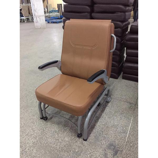 Mobile Folding Convertible Attendant 38Kg 106cm Medical Recliner Chair