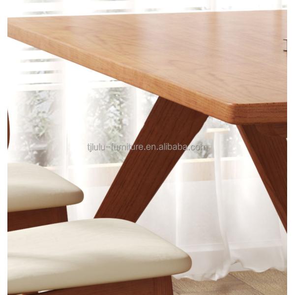 Nordic Direct Home Furniture Solid Wood Rectangular Dining Table for Functional Dining Space