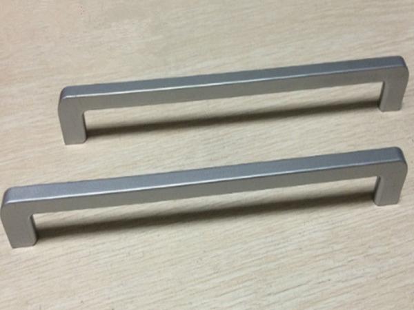 Silver ABS Plastic Handle Slender And Long Ice Box Door Handles / Recliner Closet  Pulls 288mm