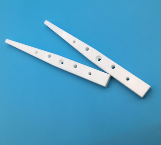 Industrial Dry Press Moulding ZrO2 Zirconia Ceramic Machinery Strip Bar Insulating