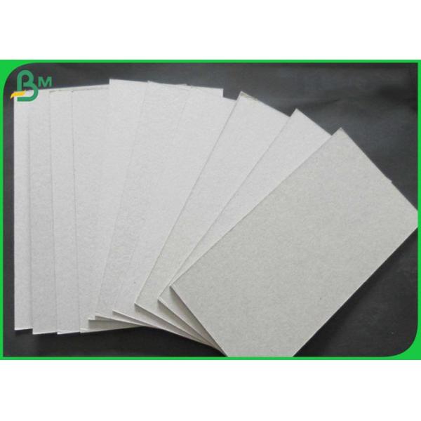 Поверхность бумаги доски 300gsm двойника высокой жесткости серая 350gsm ровная для коробки вина Бумага доски 300гсм двойника высокой жесткости серая 350гсм приглаживает поверхность для коробки вина