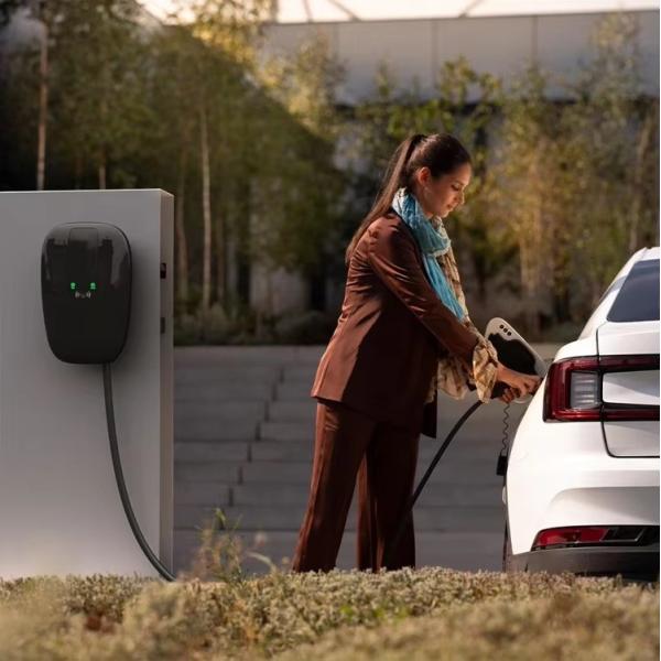 Station de recharge à domicile Type 2 Chargeur de véhicule électrique 7kw Plug And Play Wallbox 220V