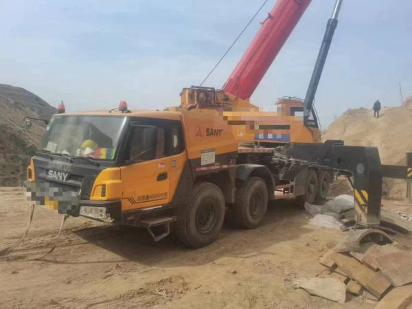 Crane hydraulique de camion de 100 tonnes Crane télescopique montée sur camion pour une masse de levage maximale de 16 tonnes