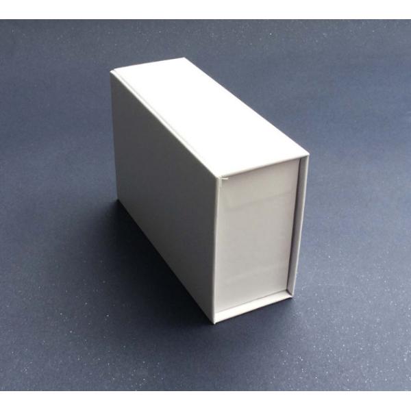 Manufacturers order white flip box, cosmetics craft flip box, jewelry packaging paper hard box