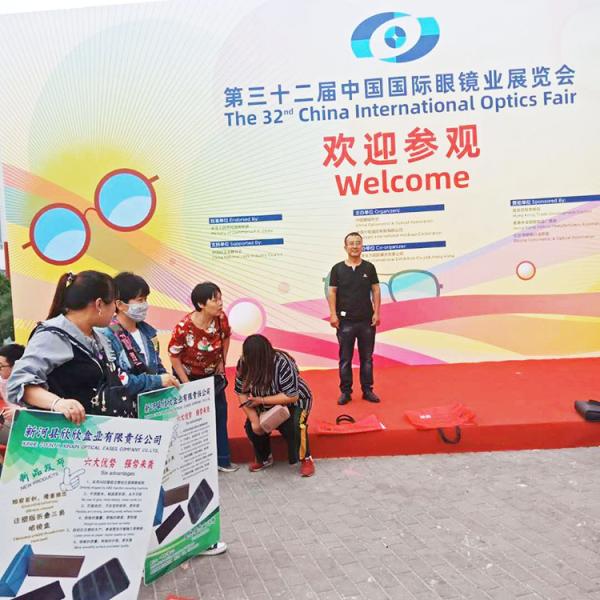 Подвижная EVA-очки для мужчин, женщин, легко переносимые