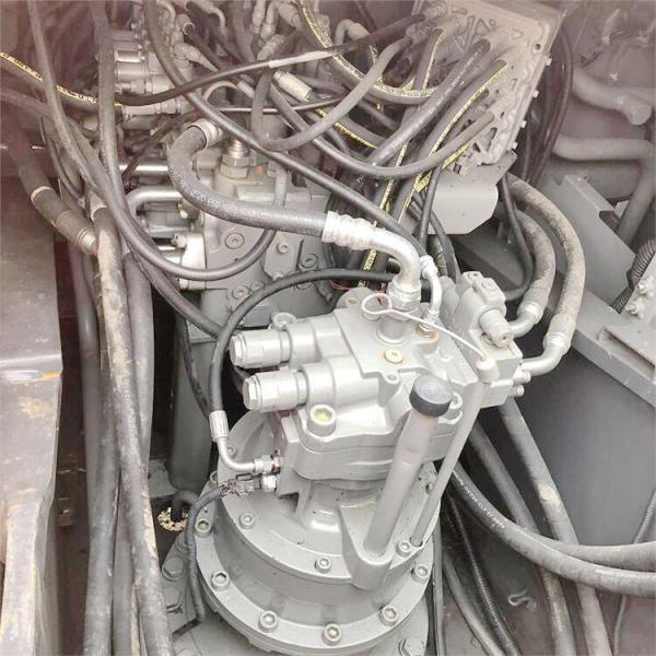 Japan Original Used Hitachi ZX200-3 Crawler Excavator With Crawler Chain Moving Type