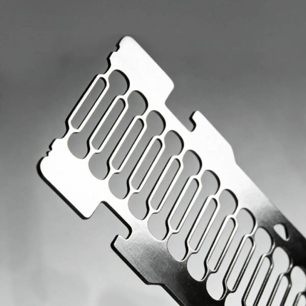 Custom Metal Etching Razor Blades with Micro-Perforation and Corrosion Resistance for the US Market