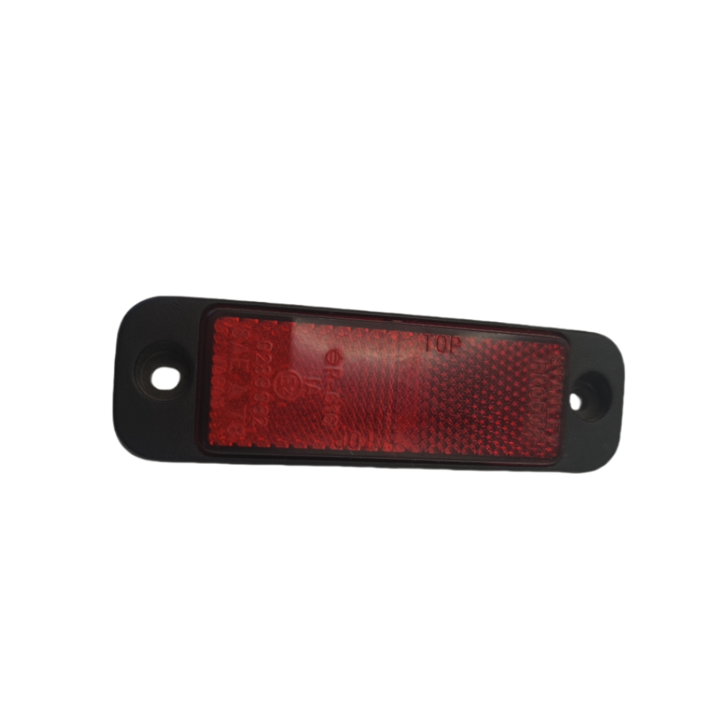 MR241440 New Tailgate Reflector Light Sheet for Mitsubishi Pajero Montero V31 V33 V43 Back Door Reflector & Light Sheet