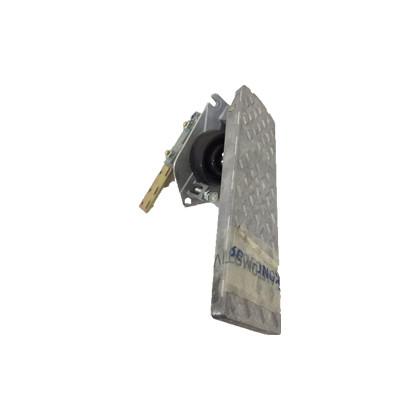 China suppliers all kinds of Terex parts 15231440 accelerator pedal