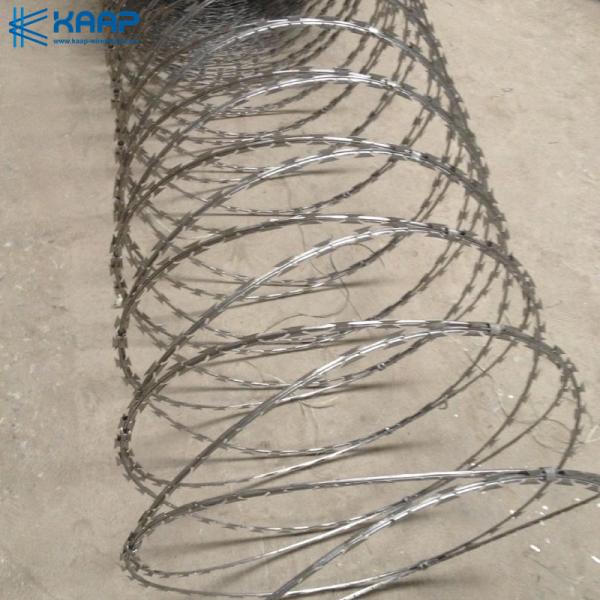 Гальванизированная колючая проволока бритвы загородки безопасности предохранения от стали одиночная