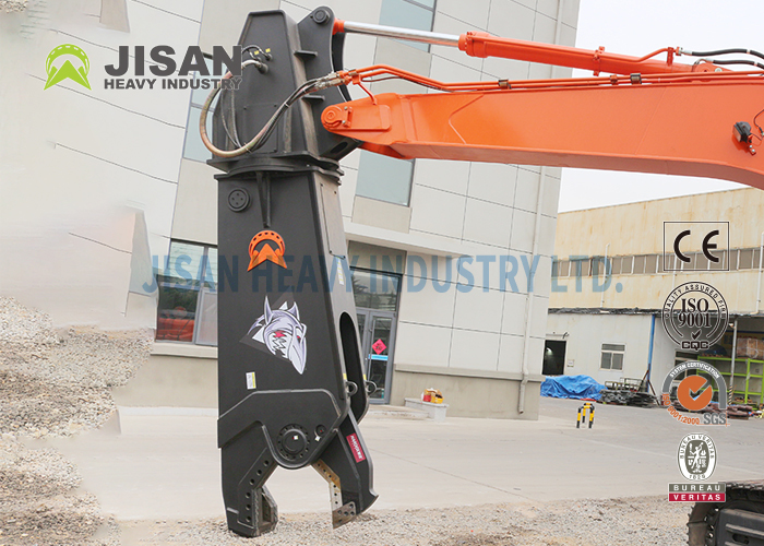 Excavator Metal Shears With Powerful Hydraulic  Cutting Force For Scrap Metal Recovery And Industrial Demolition Tasks