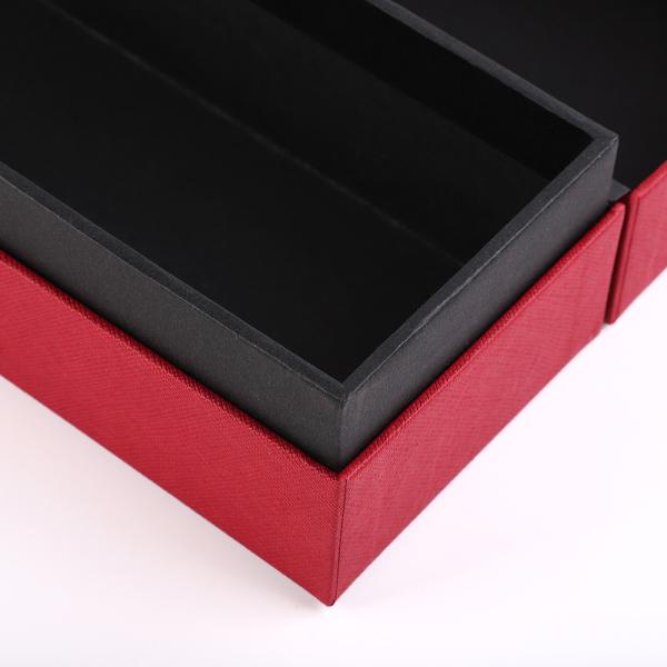 Отверстие платы духа роскошного картона подарочной коробки бутылки вина валика губки упаковывая одиночное