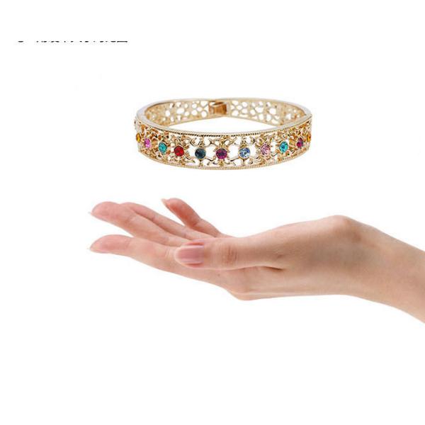 McEntire Red Apple jewelry vintage hollow crystal bracelet 38002