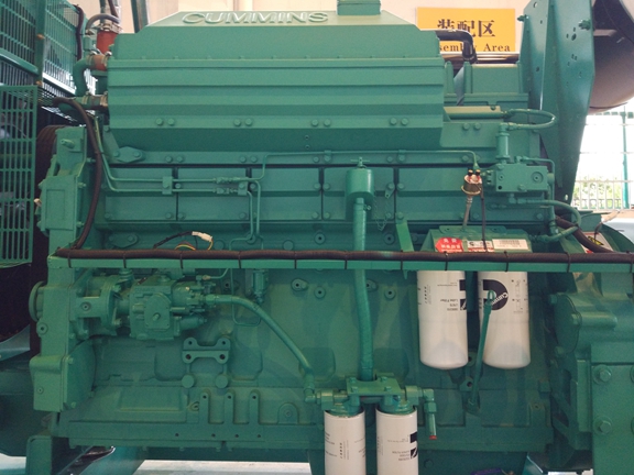 50Hz 180kw 225kva 3 Phase 4 Wire Cummins Diesel Generator Set 6 Cylinder Water Cooled