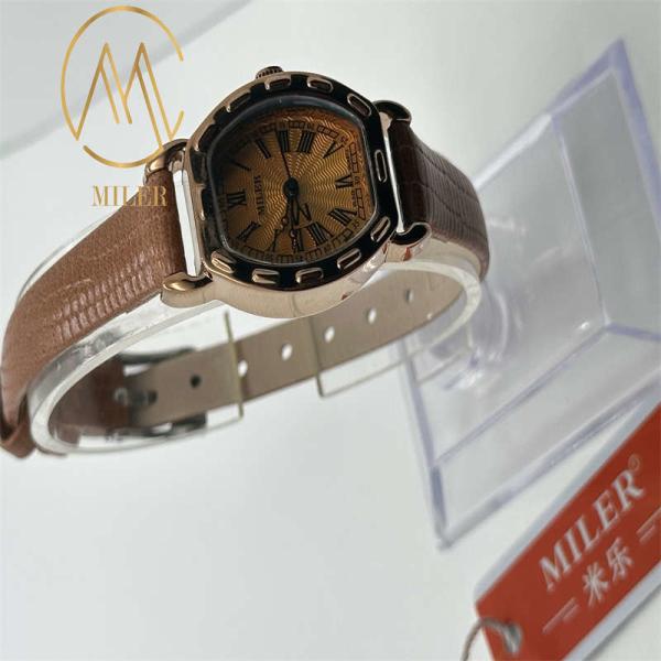 Современные кожаные кварцевые наручные часы с 30-метровой водостойкостью