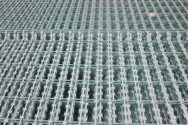 China Factory Supply Welded Razor Mesh Gives A Premium Protective Fence