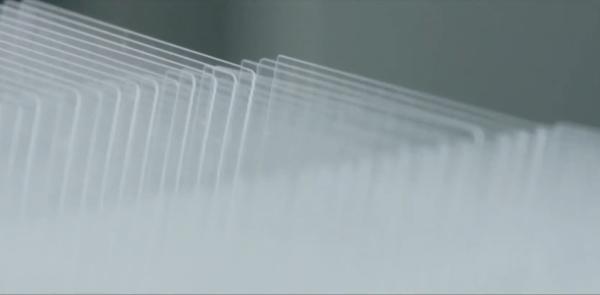 静電容量方式タッチパネル用強化超薄ガラス