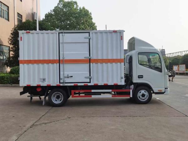 JAC Dangerous goods transport vehicles