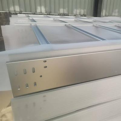 Silver Cable Support Tray For Streamlined Cable Management Industrial Cable Tray