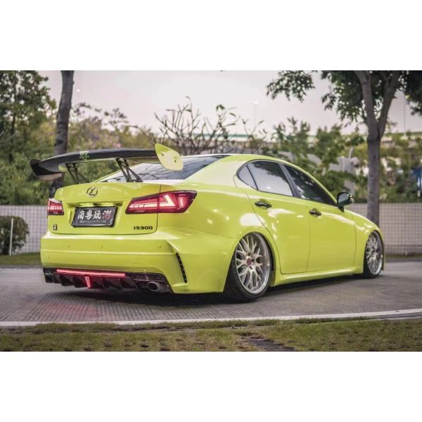 New Arrivals Injection pp Body Kit Rear Bumper Upgrade Phantom Style Car Bumper for Lexus IS250 IS300 2006-2012