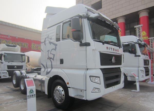 6x4 420 hp prime mover truck , howo tractor truck Standard Cabin