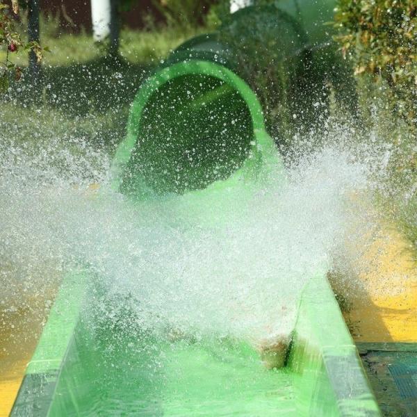 Slide aqualoop en fibre de verre pour le parc d'attractions