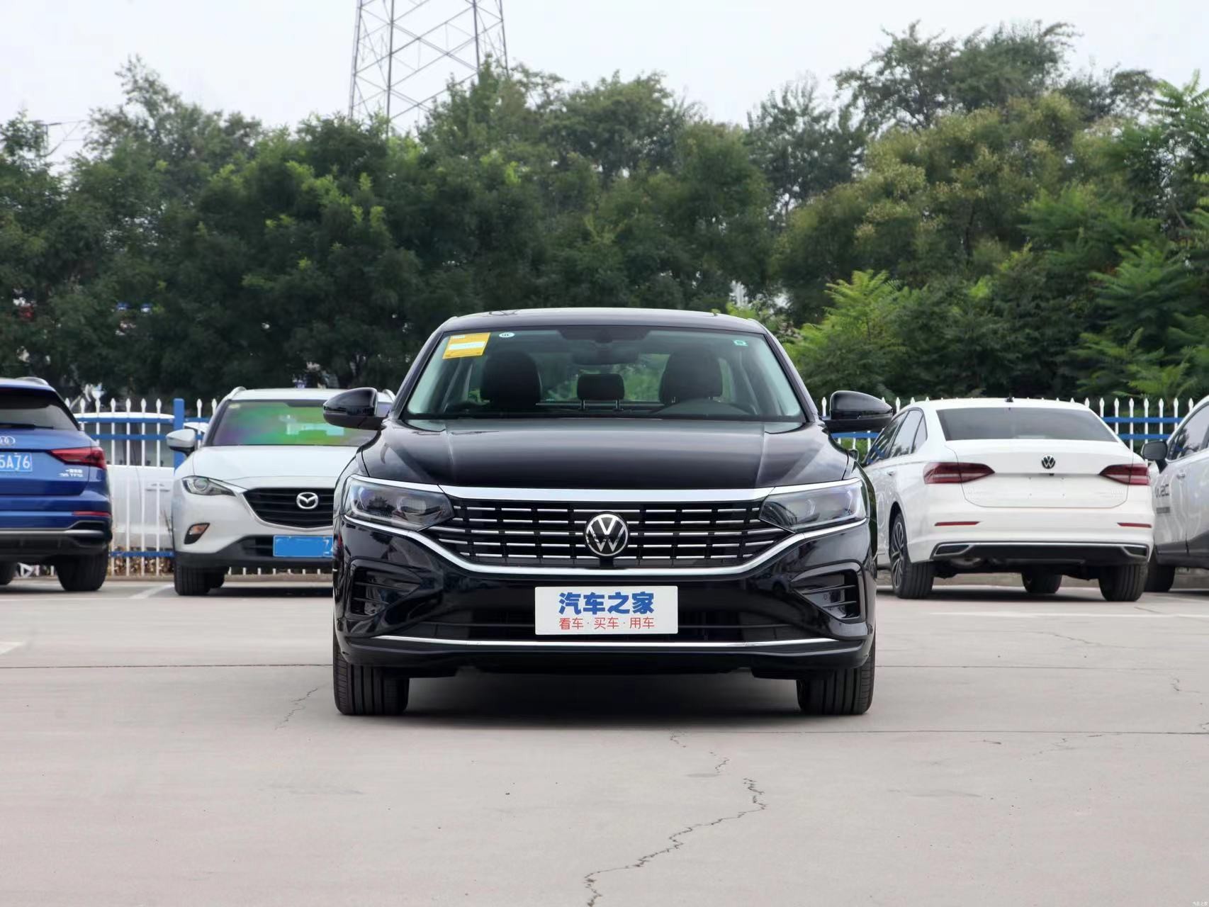 Используемый автомобиль седана версии 2.0T VW Passat 2022 330TSI Jinying средний новый/