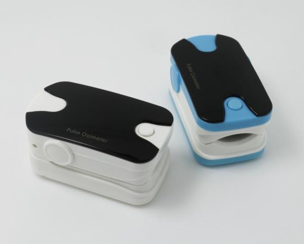 Colorful Handheld Finger Pulse Oximeter Color OLED High Accuracy Blood SPO2 Monitor