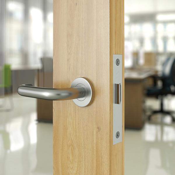 Chrome terminou o ISO de aço dos SS dos puxadores da porta para a porta de vidro comercial do hotel da porta